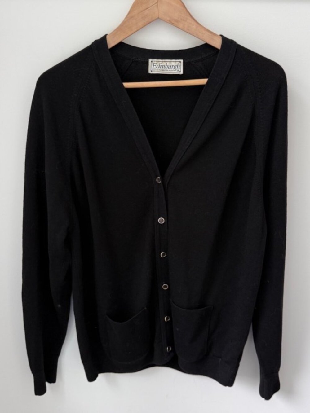 Vintage EDINBURGH 100% Pure Lambswool V-Neck Button Cardigan - Jet Black